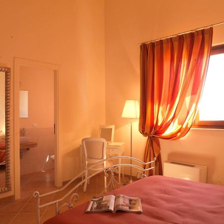 Contado San Lorenzo B&B And Wine Castilenti Eksteriør bilde