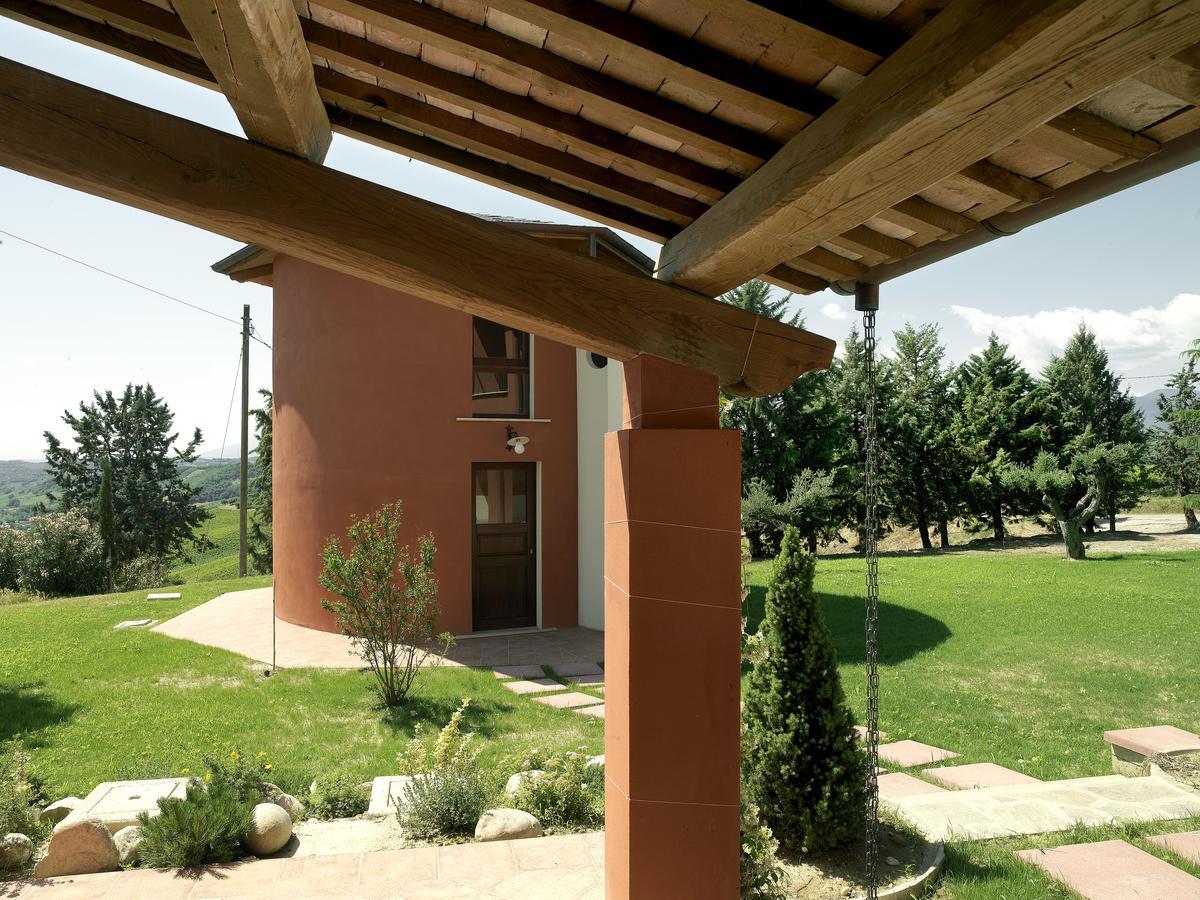 Contado San Lorenzo B&B And Wine Castilenti Eksteriør bilde