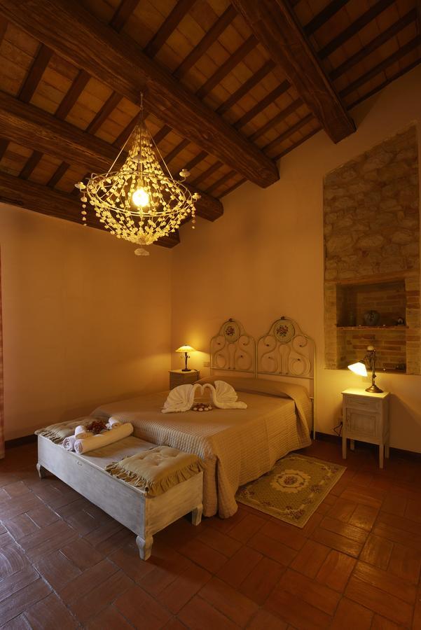 Contado San Lorenzo B&B And Wine Castilenti Eksteriør bilde